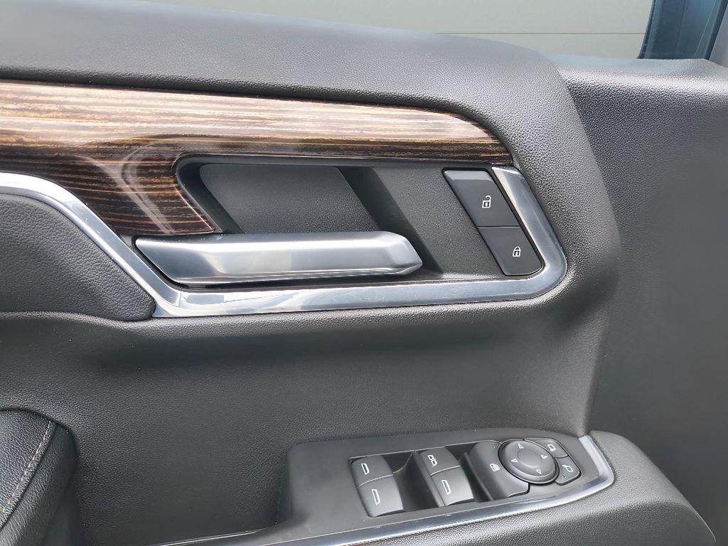 used 2023 GMC Sierra 1500 car, priced at $44,982