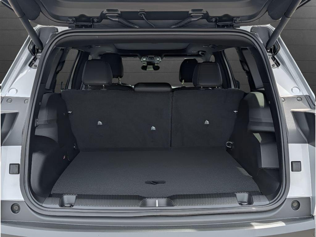 new 2026 Jeep Cherokee car, priced at $39,910