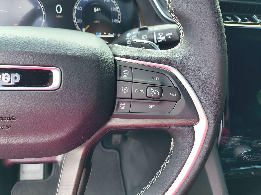 new 2025 Jeep Grand Cherokee L car, priced at $41,721