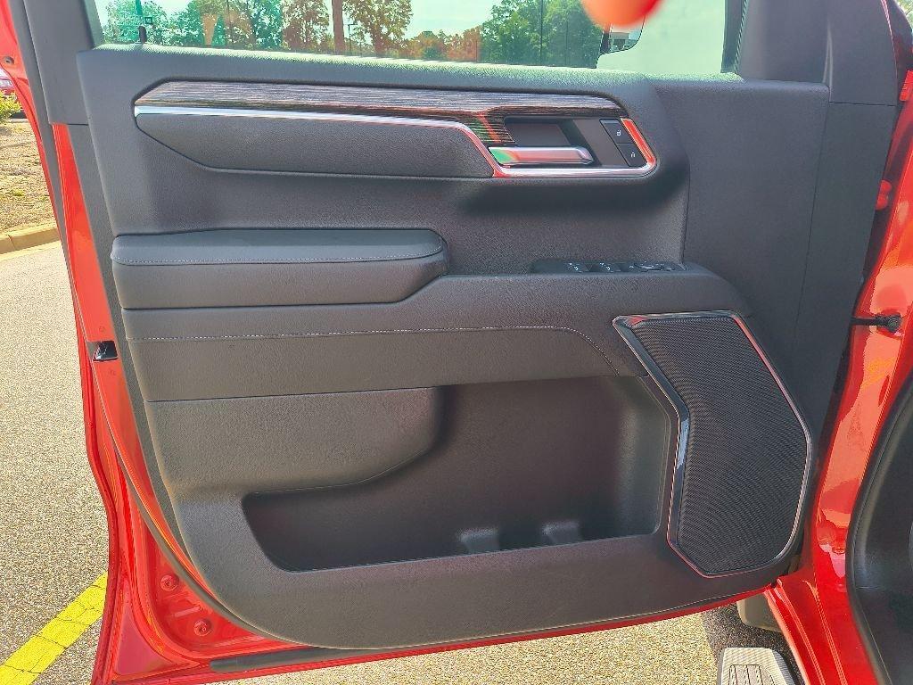 used 2024 GMC Sierra 1500 car, priced at $49,989