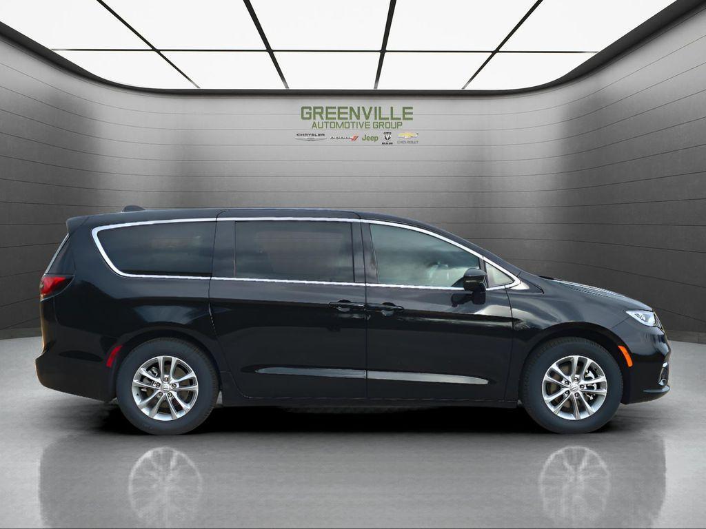 new 2026 Chrysler Pacifica car, priced at $42,260