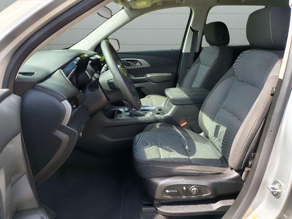 used 2021 Chevrolet Traverse car, priced at $15,740