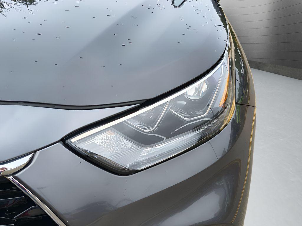 used 2023 Toyota Highlander car, priced at $36,999