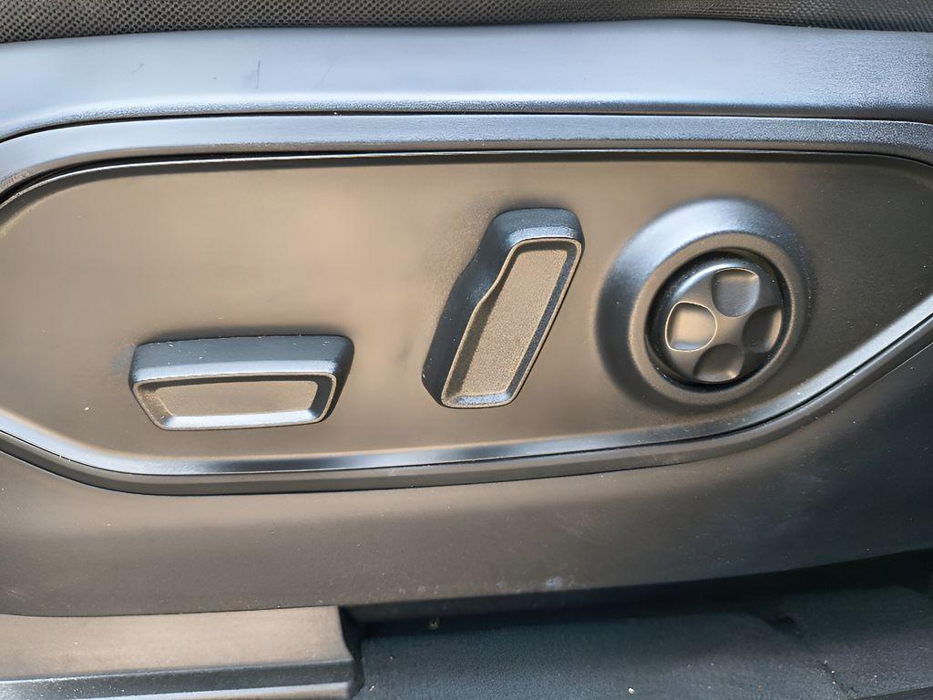 used 2024 Jeep Grand Cherokee L car, priced at $33,899