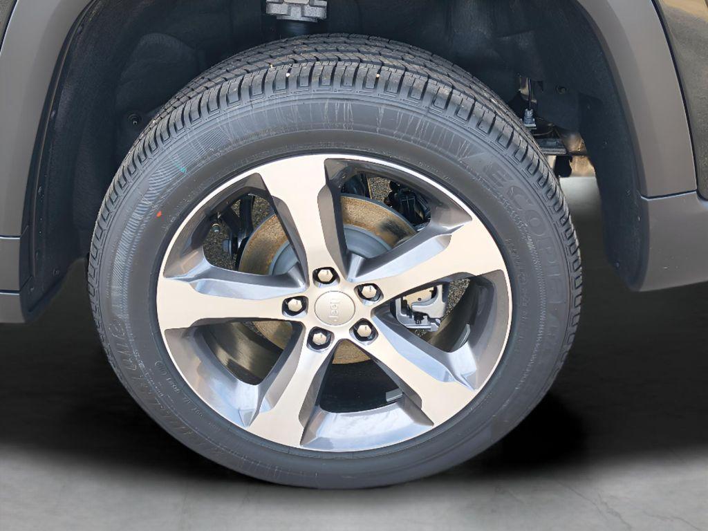 new 2026 Jeep Grand Cherokee car, priced at $43,485