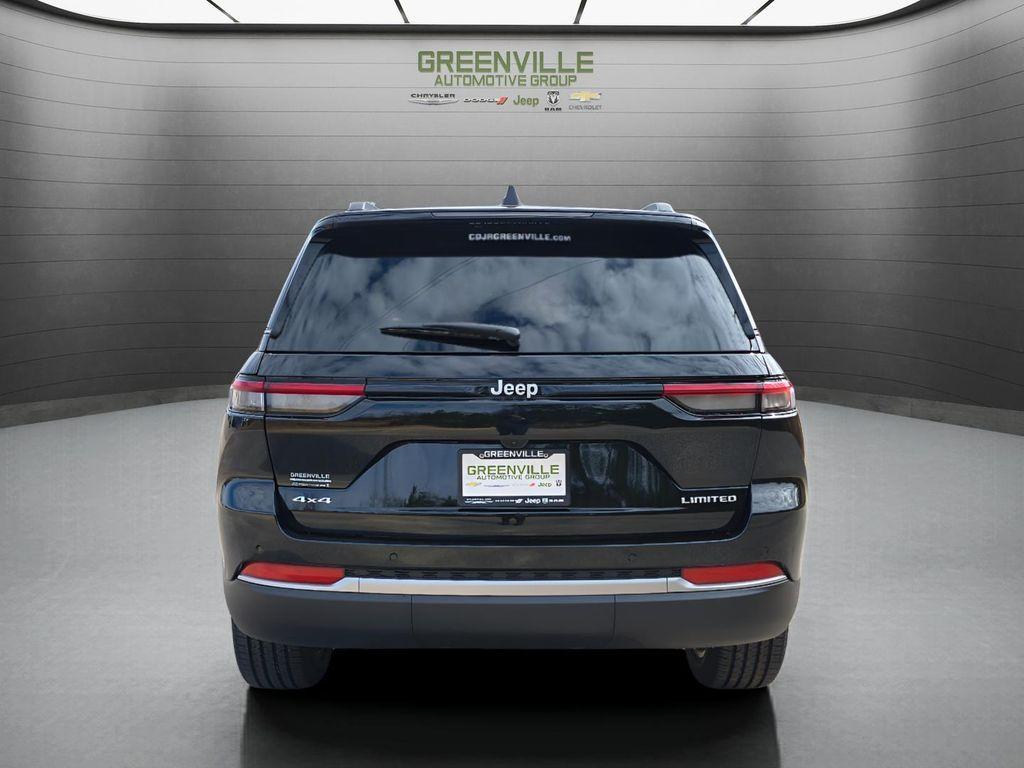 new 2026 Jeep Grand Cherokee car, priced at $43,485