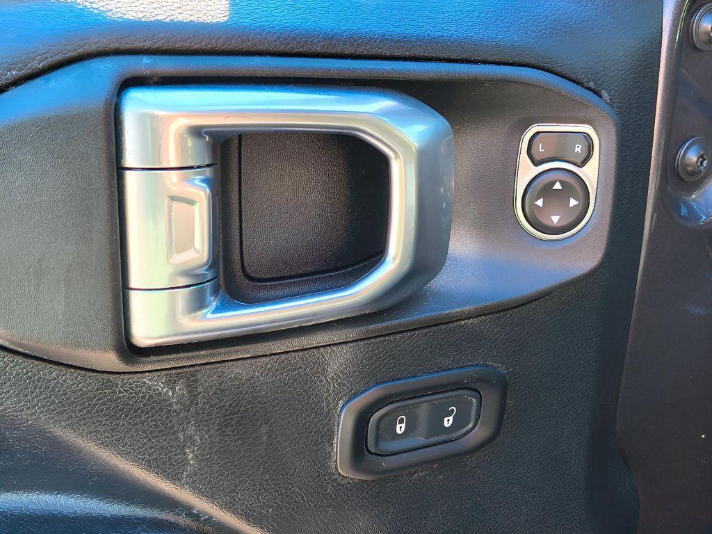 used 2021 Jeep Wrangler Unlimited car, priced at $26,846