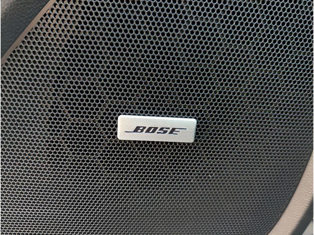 used 2023 Chevrolet Traverse car, priced at $29,808