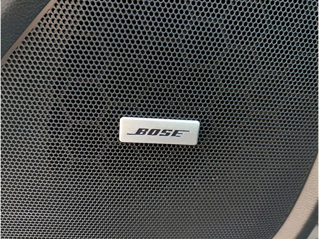 used 2023 Chevrolet Traverse car, priced at $29,808