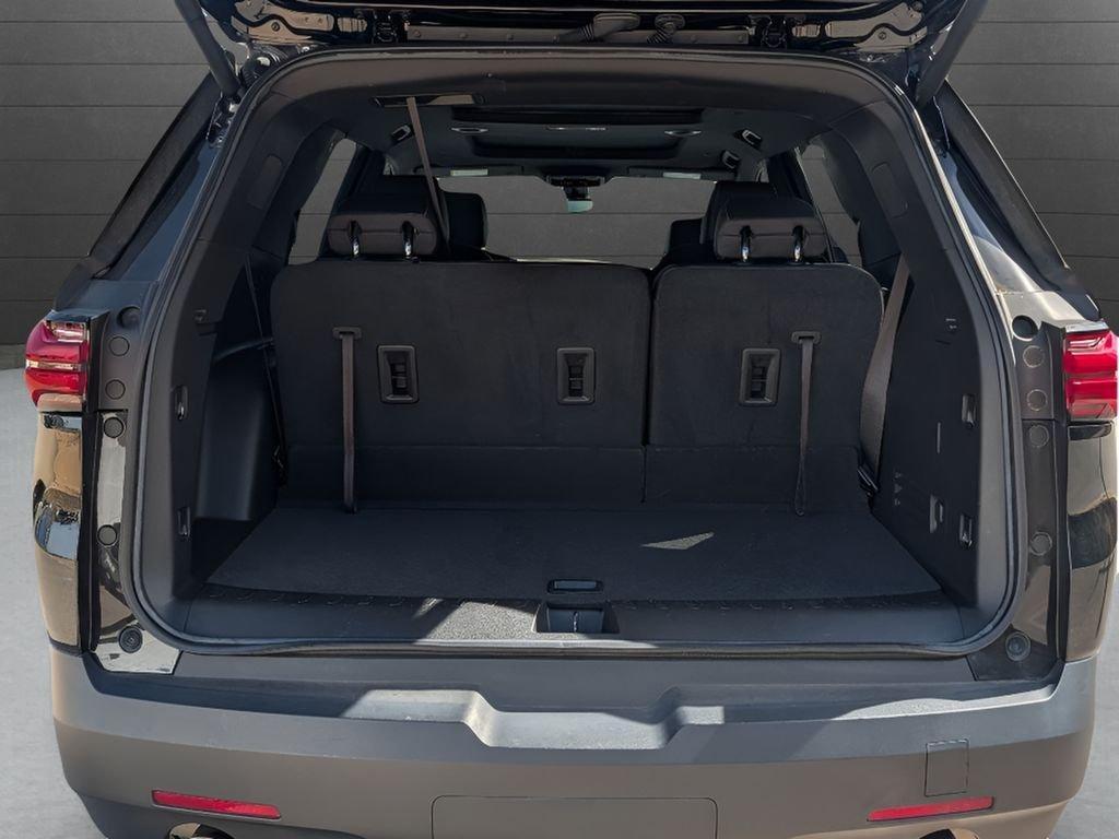 used 2023 Chevrolet Traverse car, priced at $29,808