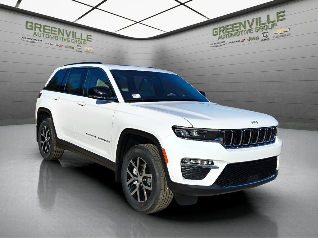 new 2025 Jeep Grand Cherokee car, priced at $41,765