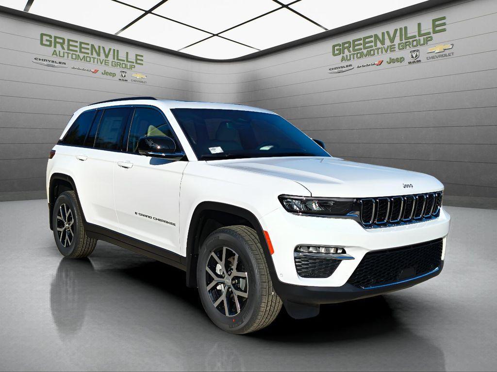 new 2025 Jeep Grand Cherokee car, priced at $41,765