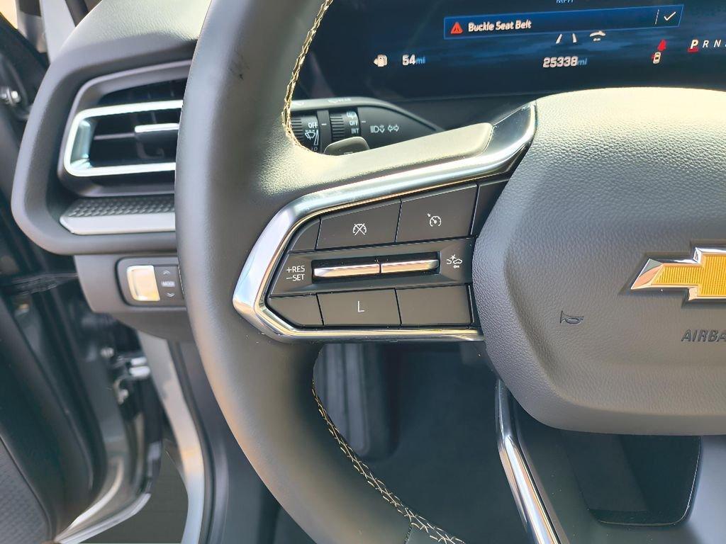 used 2024 Chevrolet Traverse car, priced at $34,878