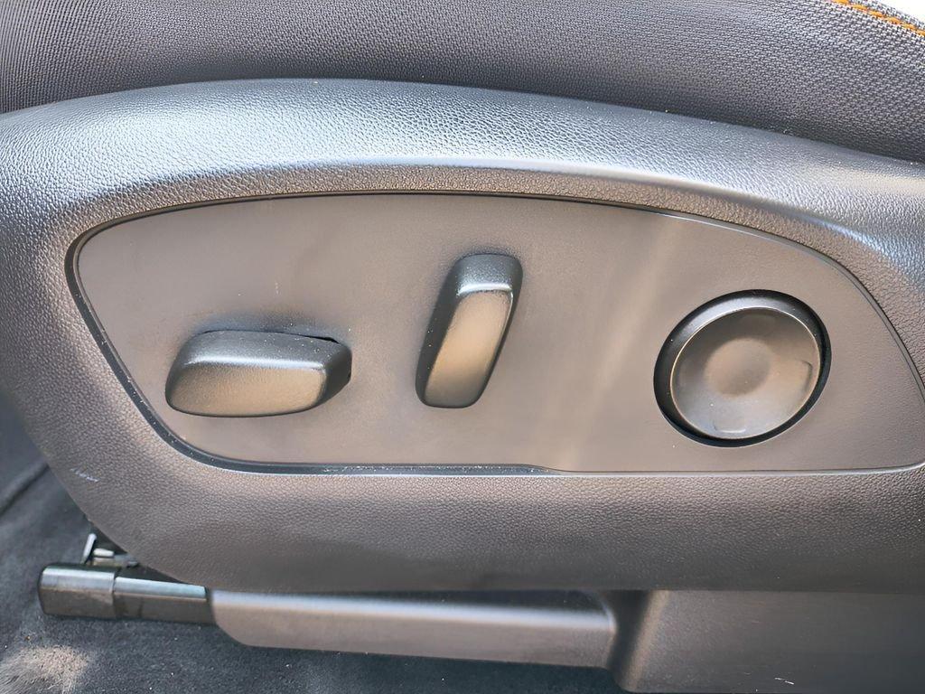 used 2024 Chevrolet Traverse car, priced at $34,878