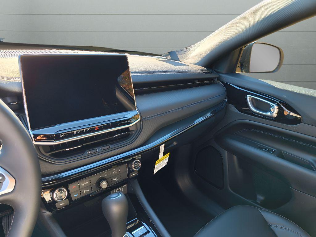 new 2026 Jeep Compass car, priced at $30,410