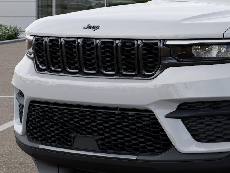 new 2025 Jeep Grand Cherokee car, priced at $37,310