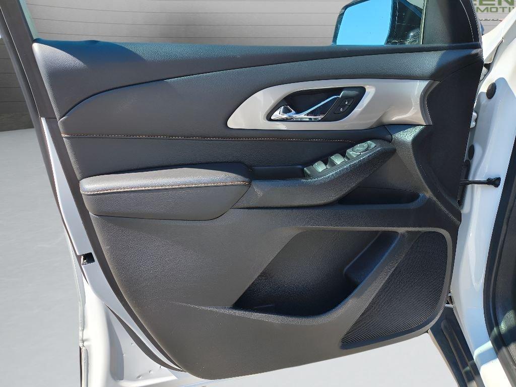 used 2020 Chevrolet Traverse car, priced at $15,917