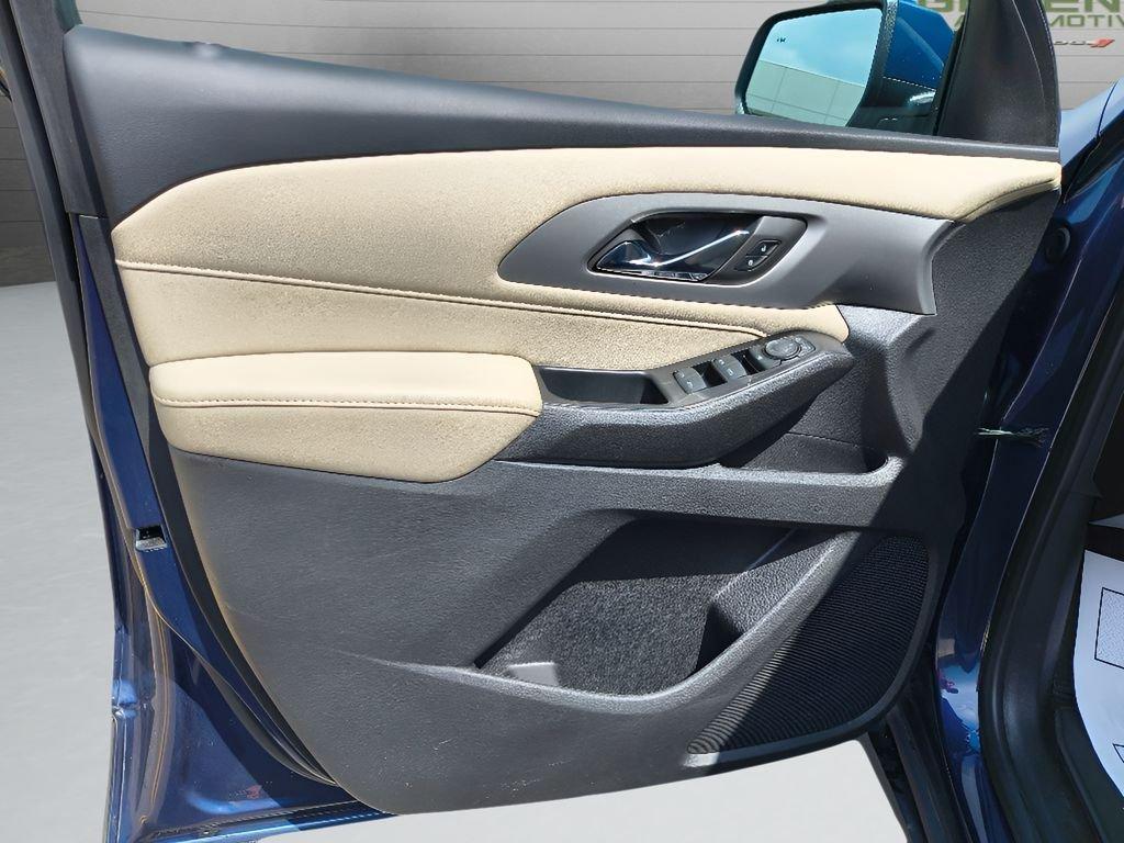 used 2022 Chevrolet Traverse car, priced at $18,519
