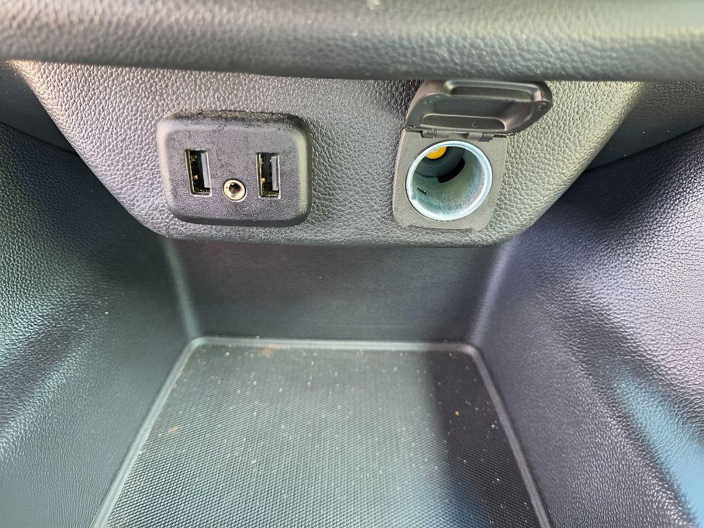 used 2022 Chevrolet Traverse car, priced at $17,560