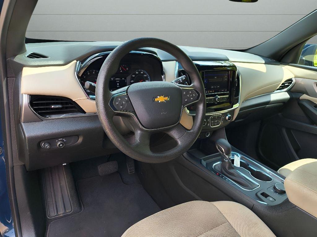used 2022 Chevrolet Traverse car, priced at $18,519