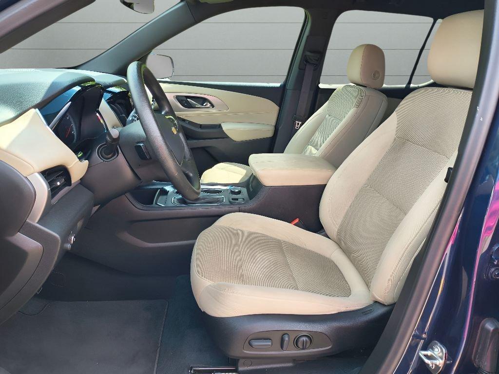 used 2022 Chevrolet Traverse car, priced at $18,519