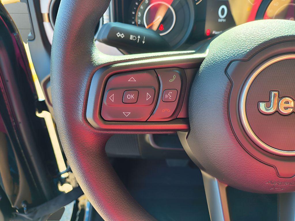 new 2025 Jeep Gladiator car, priced at $39,770