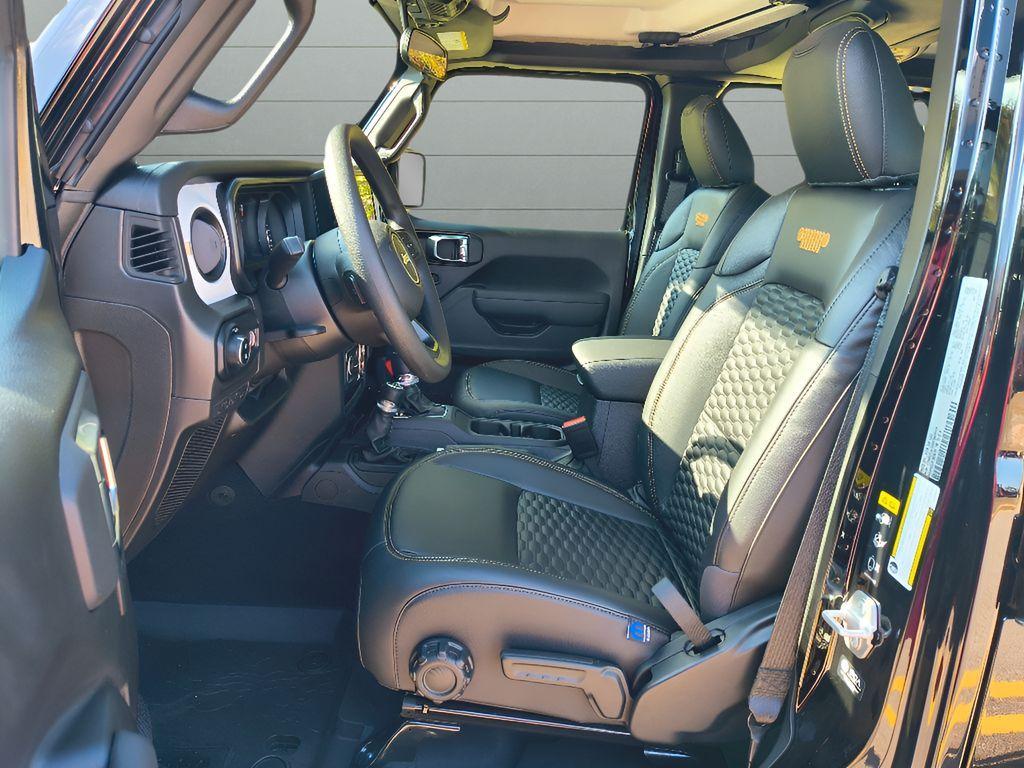 new 2025 Jeep Gladiator car, priced at $39,770