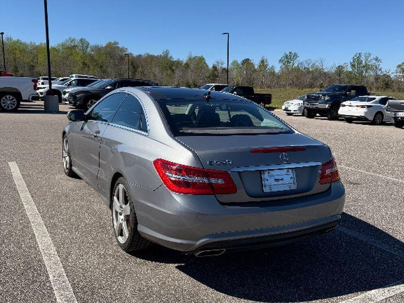used 2010 Mercedes-Benz E-Class car