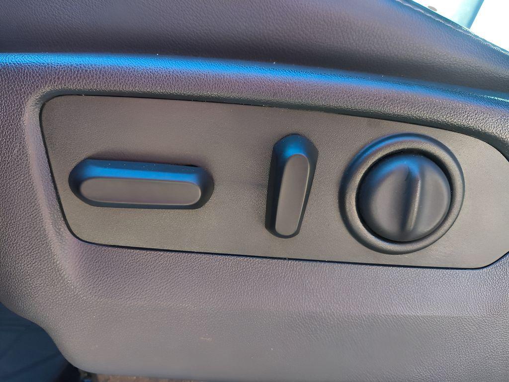 used 2020 Chevrolet Silverado 1500 car, priced at $31,899