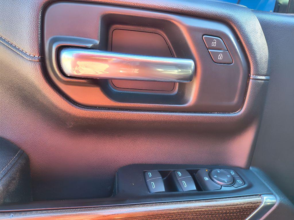 used 2020 Chevrolet Silverado 1500 car, priced at $31,899