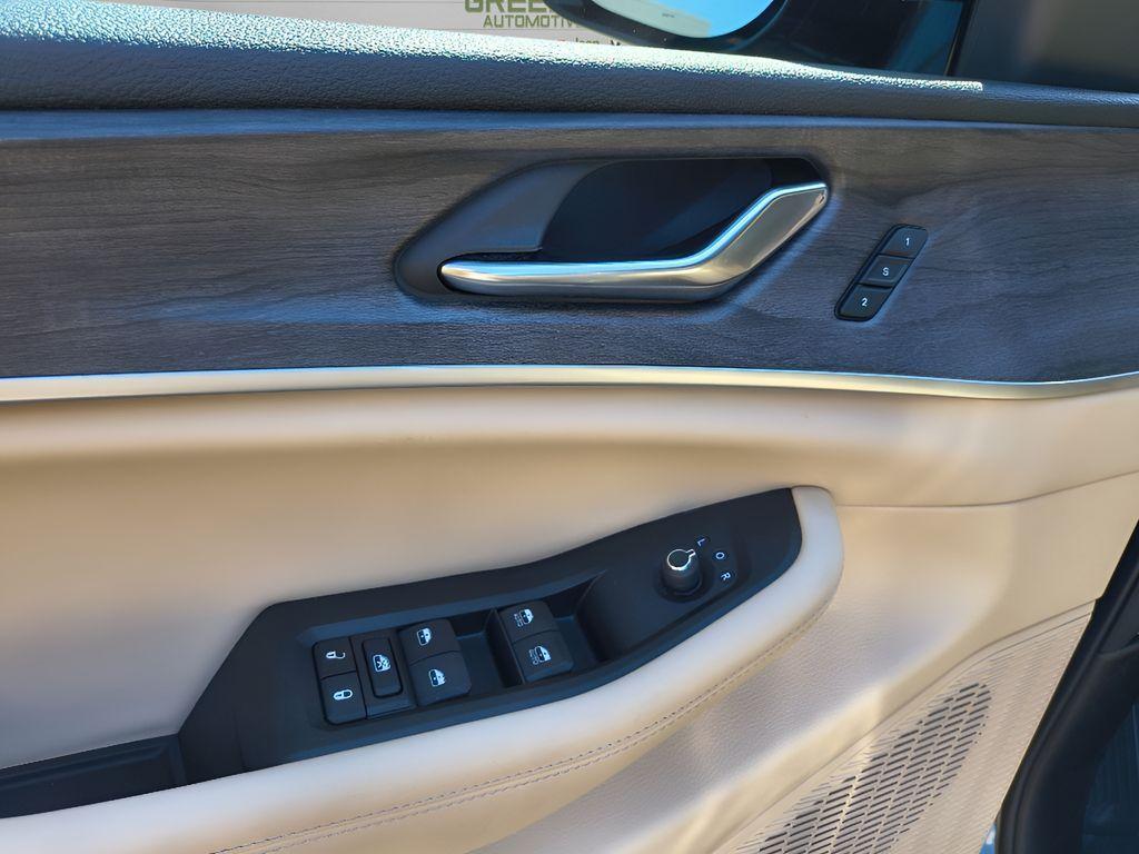 used 2024 Jeep Grand Cherokee L car, priced at $36,989