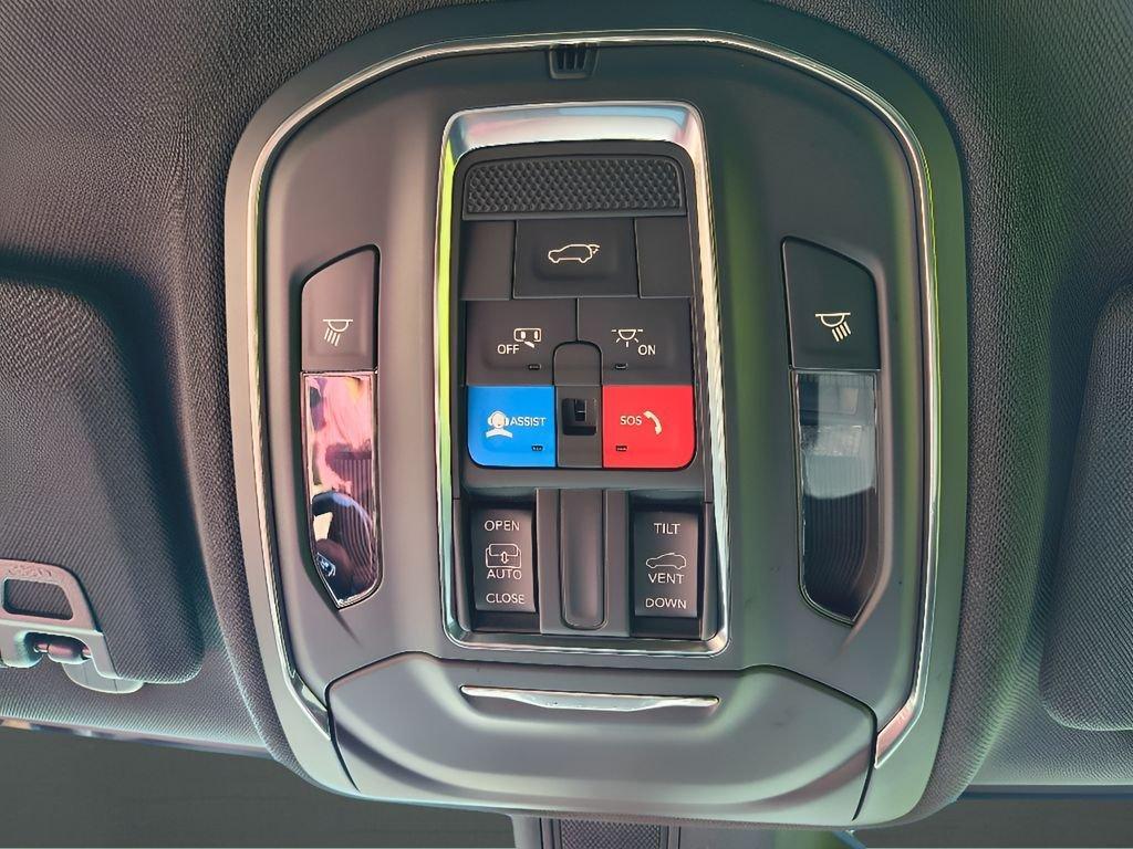 new 2025 Jeep Grand Cherokee L car, priced at $35,825