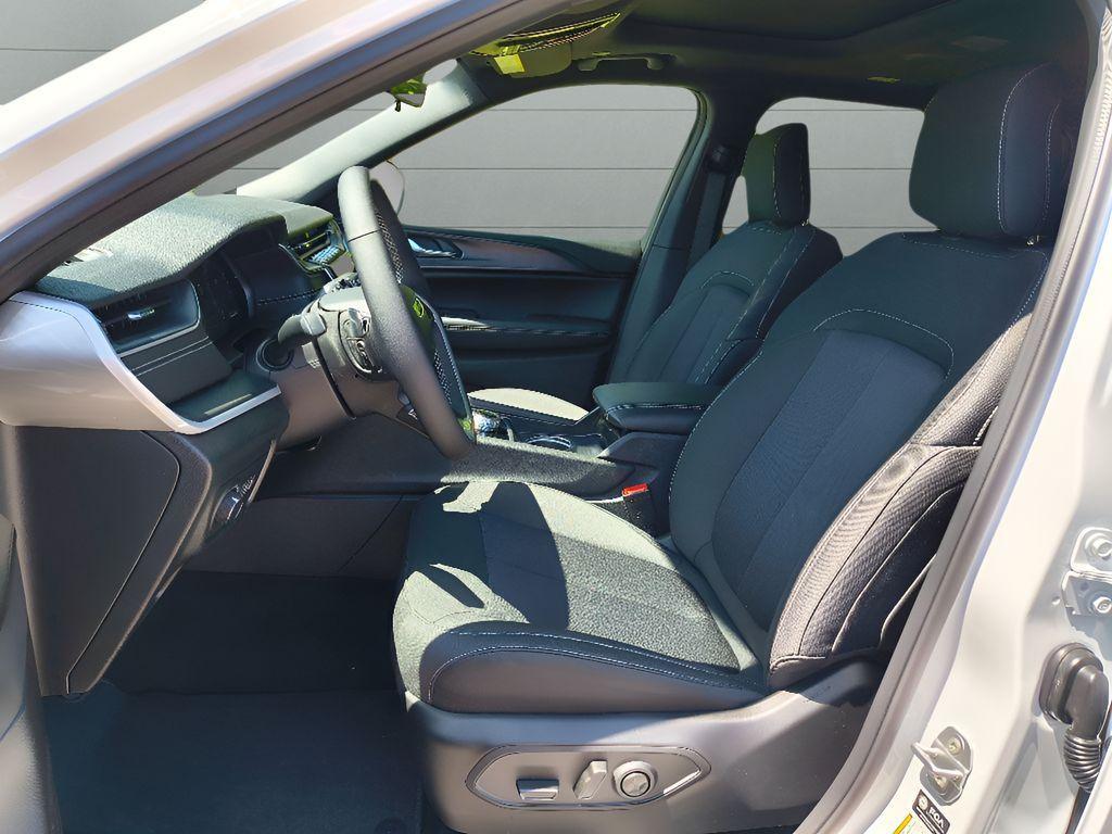 new 2025 Jeep Grand Cherokee L car, priced at $38,575