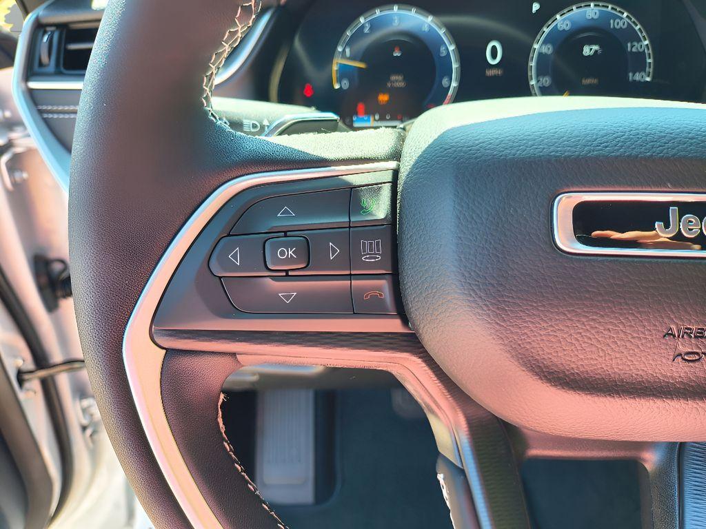 new 2025 Jeep Grand Cherokee L car, priced at $38,575