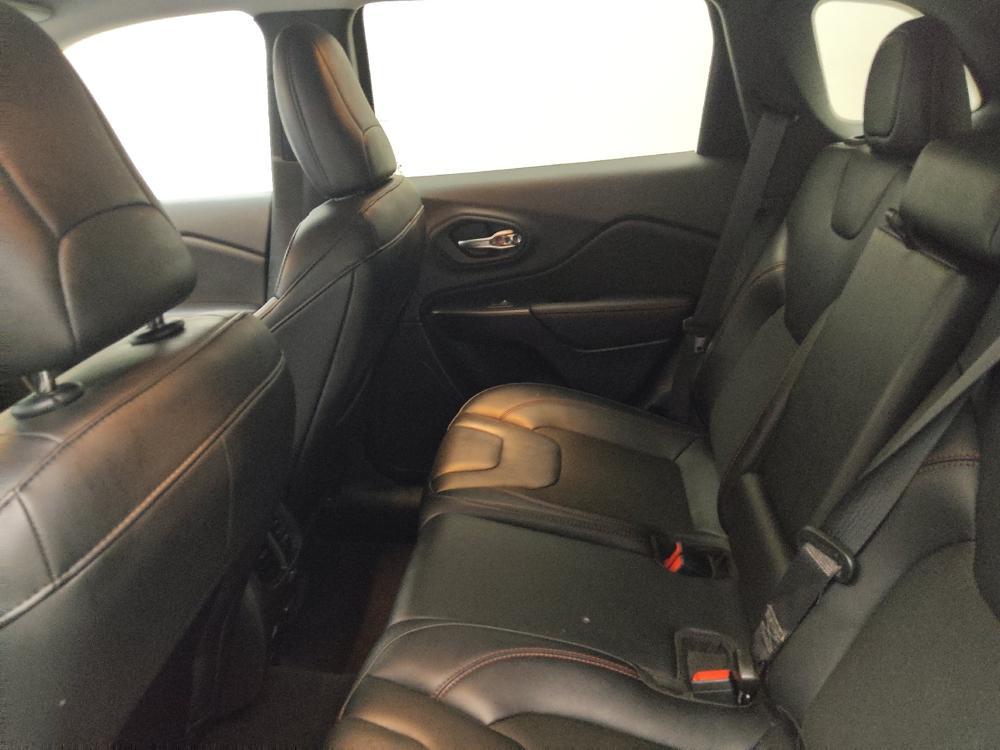 used 2022 Jeep Cherokee car, priced at $25,095