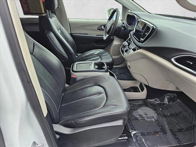 used 2022 Chrysler Pacifica car, priced at $23,578