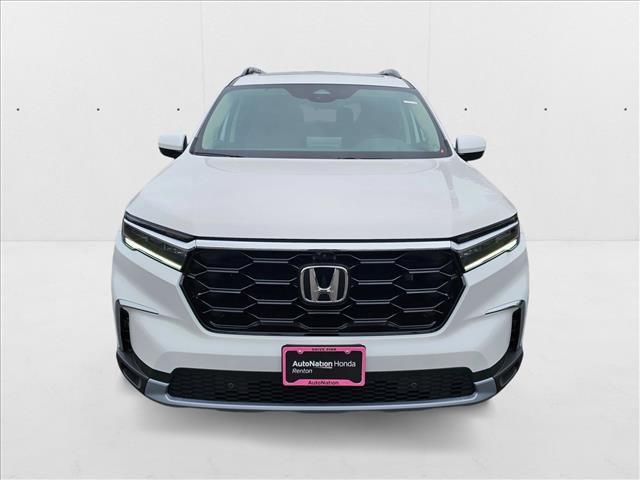 new 2025 Honda Pilot car, priced at $51,092