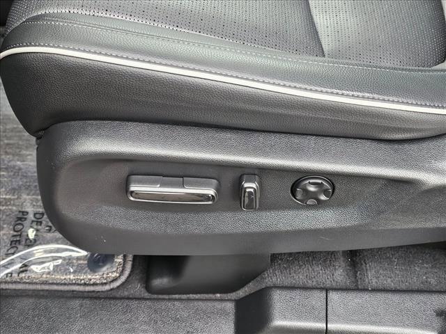 used 2025 Honda Odyssey car, priced at $42,706