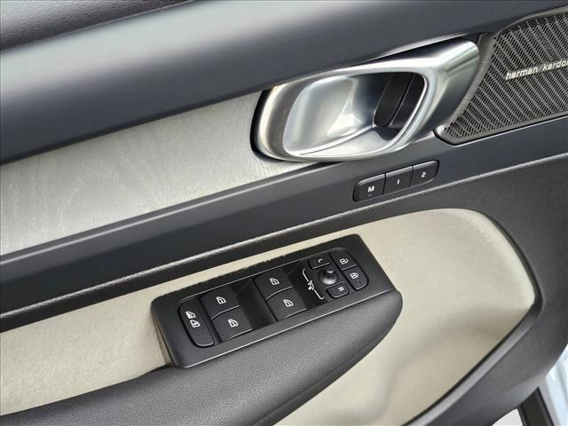 used 2026 Volvo XC40 car, priced at $45,990