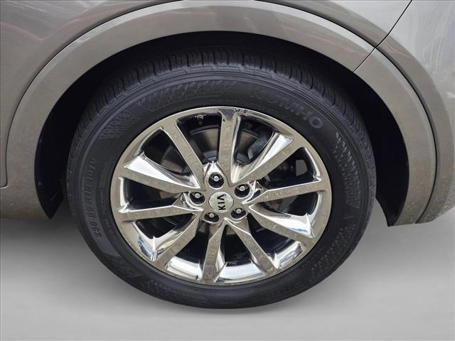 used 2017 Kia Sorento car, priced at $15,980