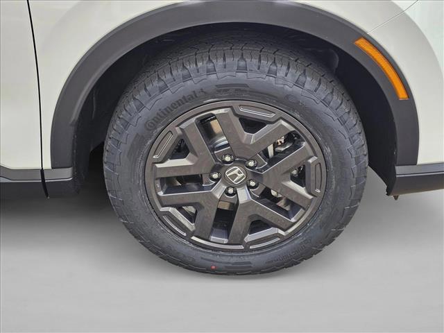 new 2026 Honda CR-V Hybrid car, priced at $40,705