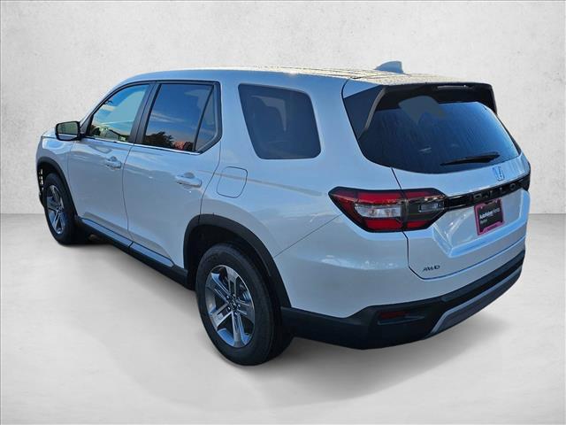 new 2025 Honda Pilot car, priced at $45,122