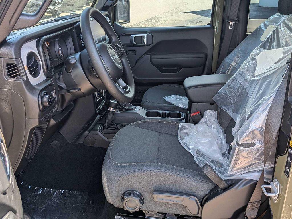 new 2026 Jeep Wrangler car, priced at $40,354