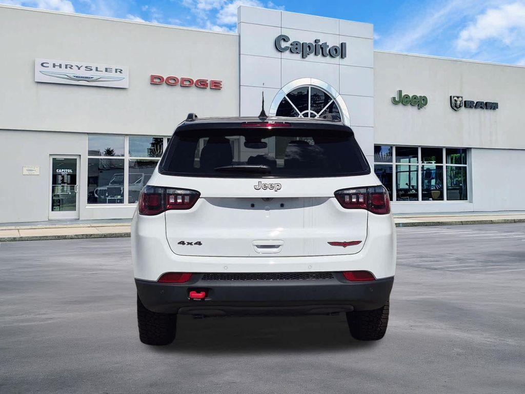 new 2026 Jeep Compass car, priced at $32,581