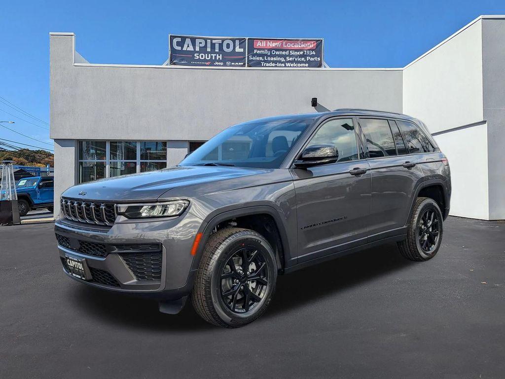 new 2026 Jeep Grand Cherokee car, priced at $46,778