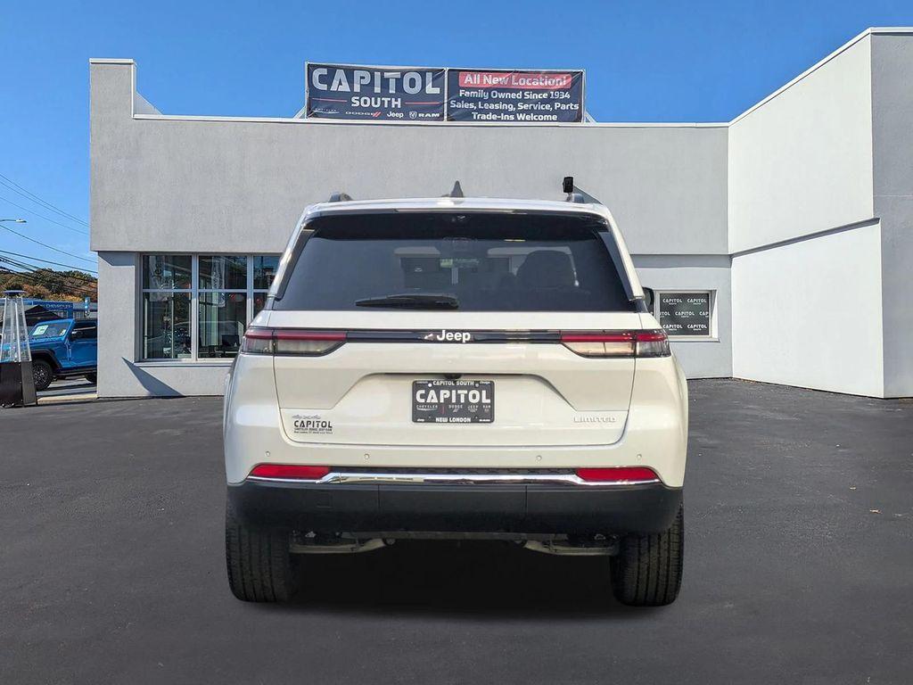 new 2025 Jeep Grand Cherokee car, priced at $51,131
