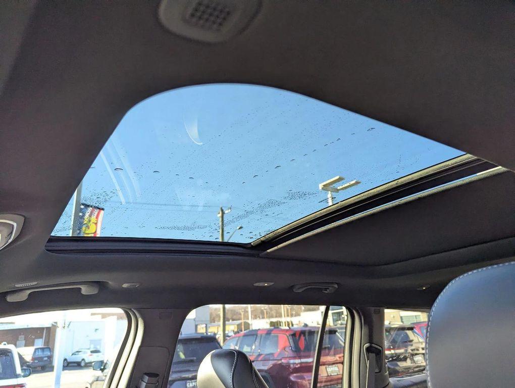 new 2025 Jeep Grand Cherokee L car, priced at $52,623