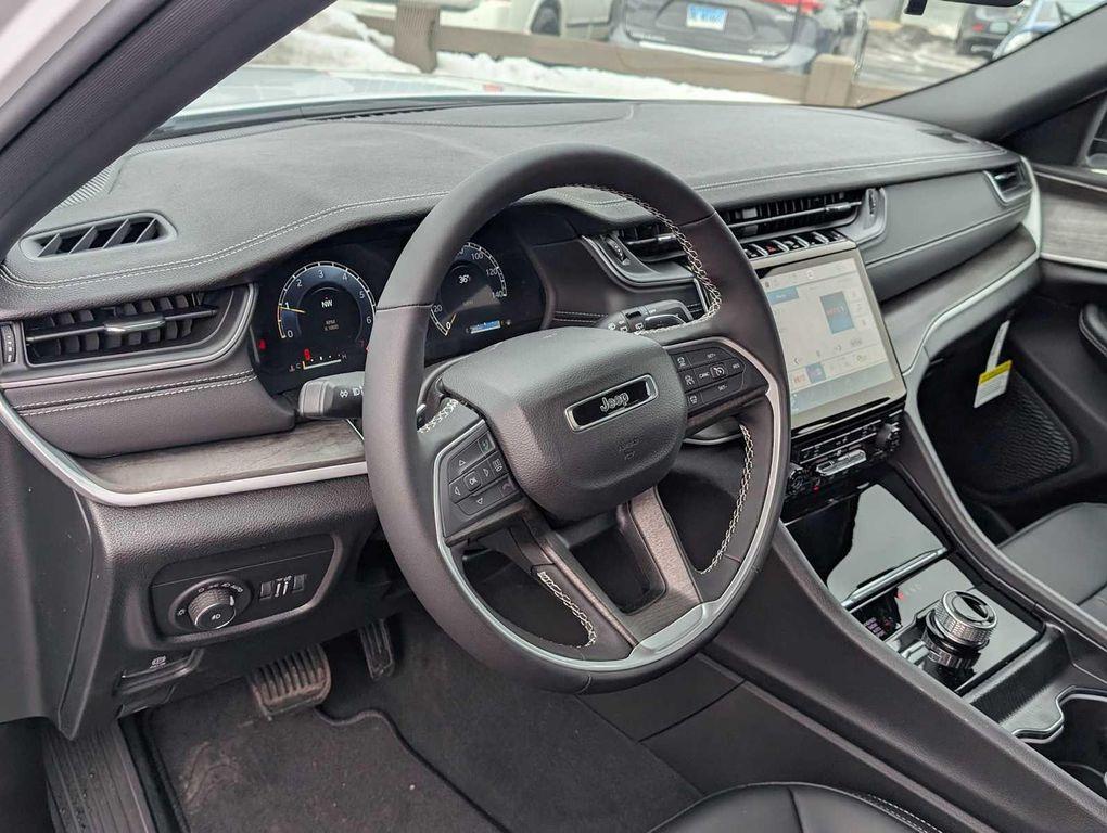 new 2025 Jeep Grand Cherokee L car, priced at $46,181