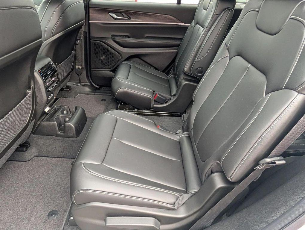 new 2025 Jeep Grand Cherokee L car, priced at $48,435