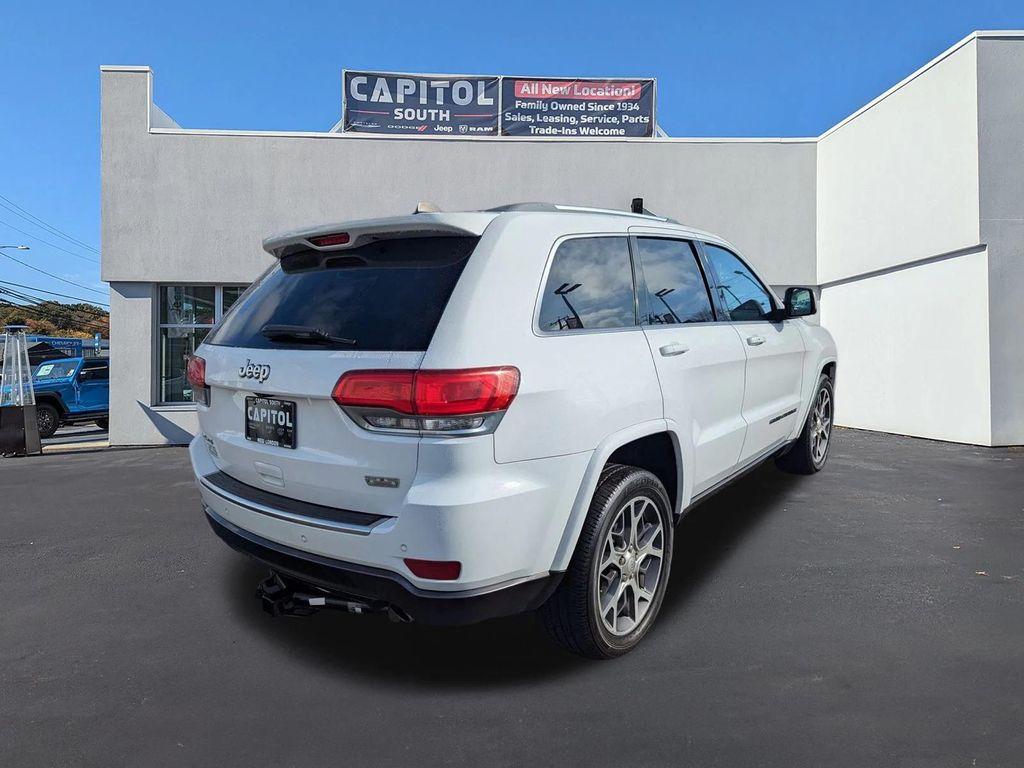 used 2018 Jeep Grand Cherokee car, priced at $15,999